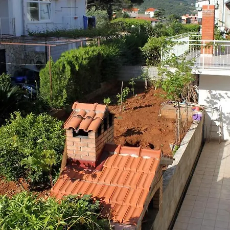 8765f Apartman